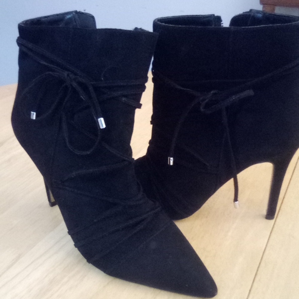 ALDO Black Women's Ankle Boots SIZE 7.5 GOOD CONDITION